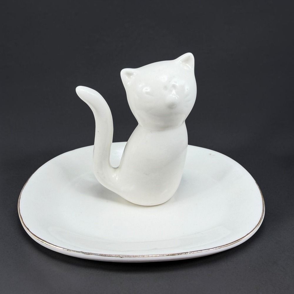 Tri-Coastal Design‎ White Ceramic Cat Ring Holder Dish Gold Rim Trinket Tray VTG